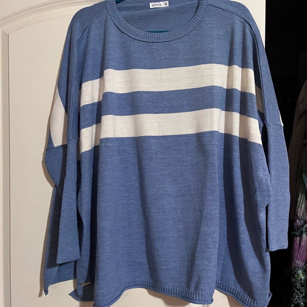 NOT FOR SALE.     Mersea lightweight sweater.  New!   OS
